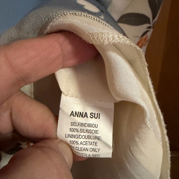 Anthropologie x Anna Sui "Jonquil Sky" silk kimono dress. - Picture 5 of 5